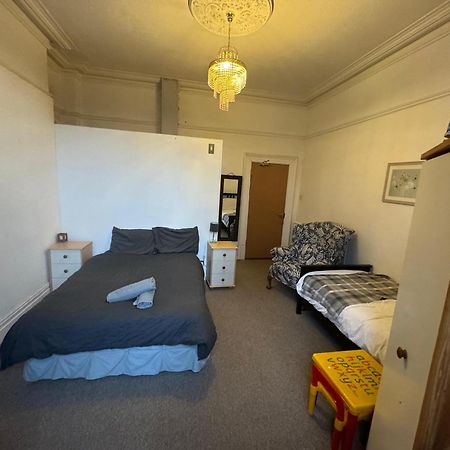 Ensuite Double Room, By Swansea University, Sketty, R2 外观 照片